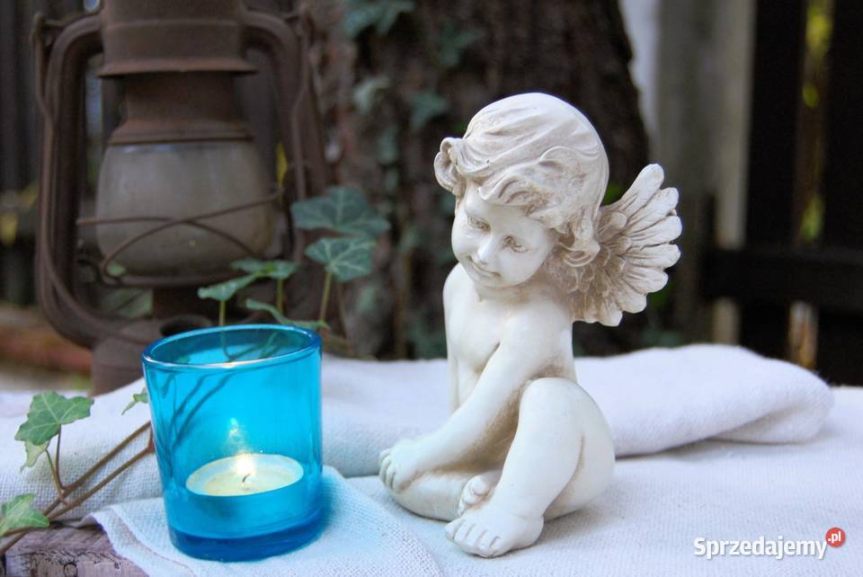 Anioł aniołek shabby chic figurka z żywicy 145 beżowy