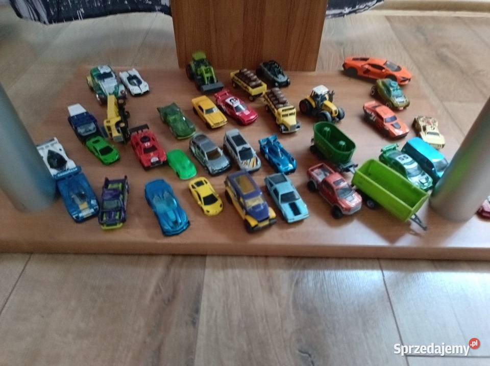 Sprzedam modele hot wheels LEGO technic Samochody i pojazdy Kłodawa