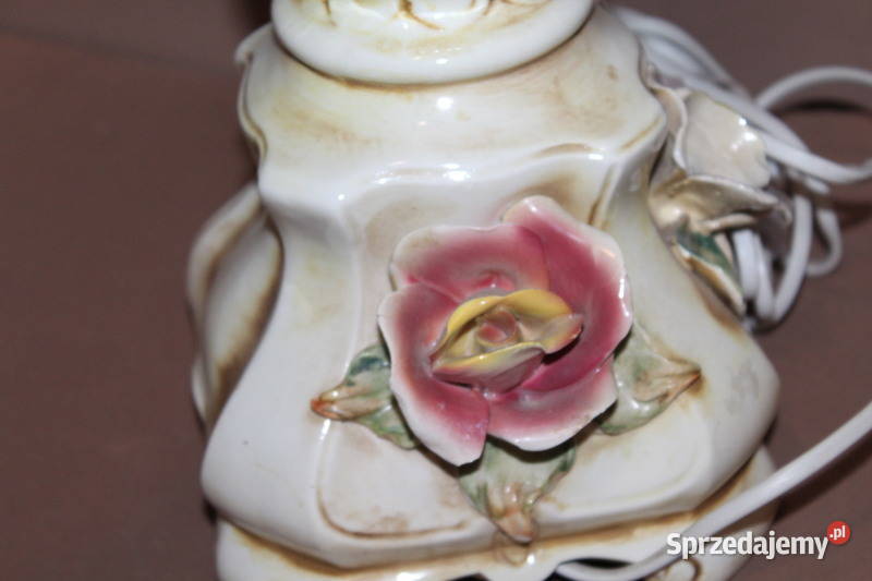 Porcelanowa lampa z różami 1400 FiaF Szczecin