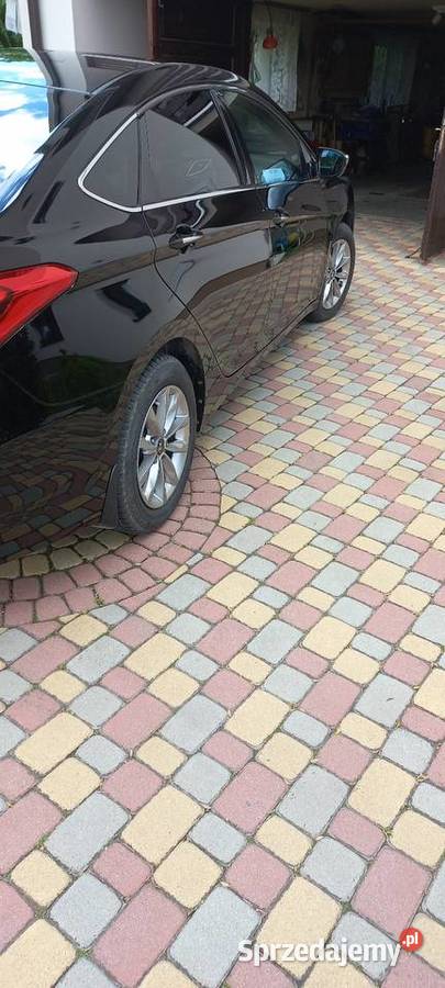 Hundai i 40 175000km
