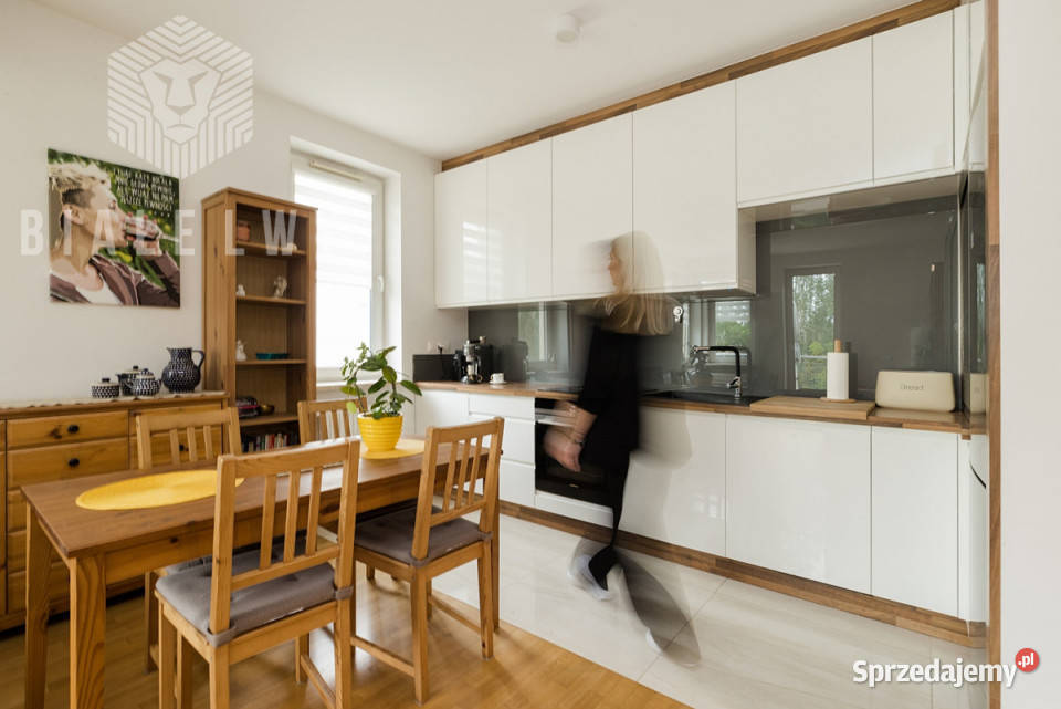 Mieszkanie 6818m2 3 pokoje Góra Kalwaria Por Sprzedaż Mieszkania