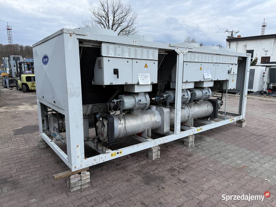 Agregat wody lodowej chiller Carrier 30GX 227 o Wałsnów
