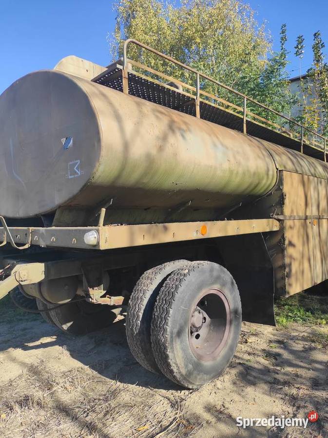 Dystrybutor paliwa na Przyczepie D83 Ostrowiec Świętokrzyski sprzedam