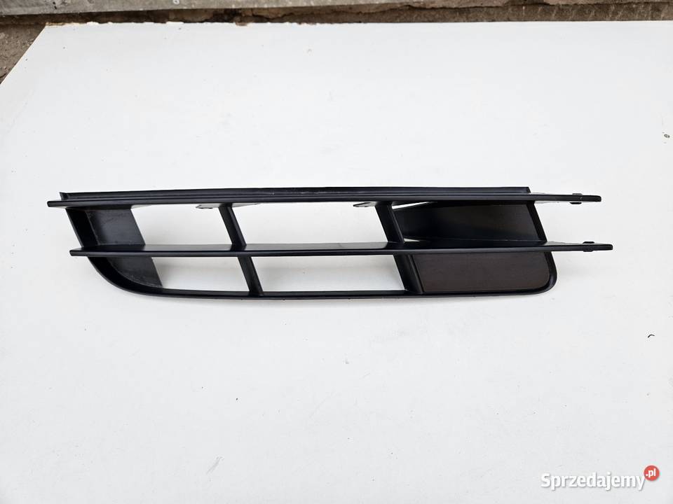 AUDI Q7 4L KRATKA PRAWA ZDERZAKA PRZÓD 4L0807682 Międzychód