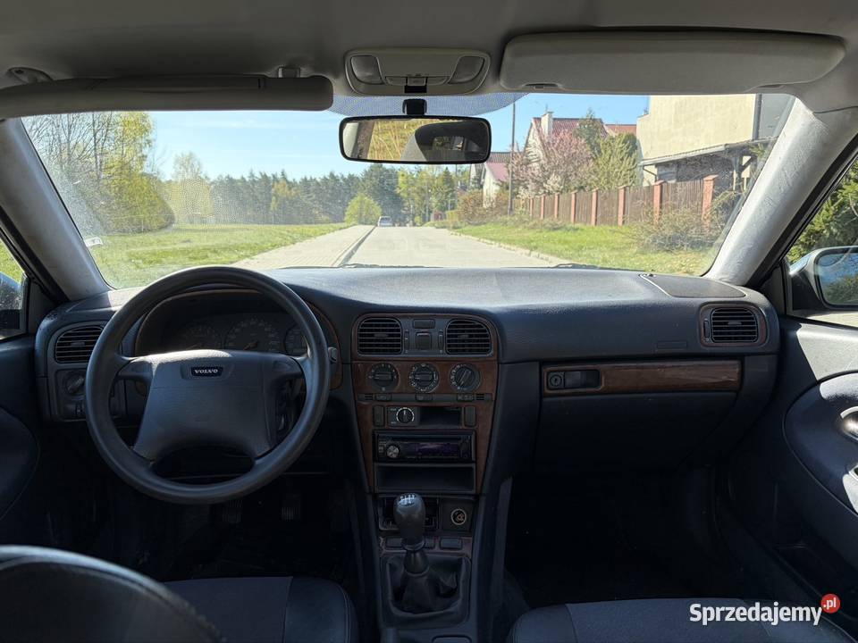 Volvo v40 16 1997 benzyna gniazdo AUX warmińsko-mazurskie Olsztyn