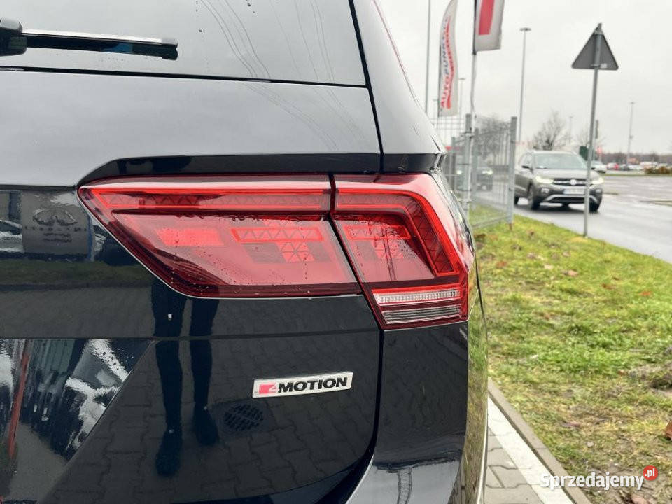 Volkswagen Tiguan Allspace 2021r 4x4 Hak FV23 automatyczna Poznań
