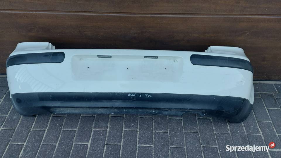 Sprzedam tylny zderzak do Golfa IV Pułtusk