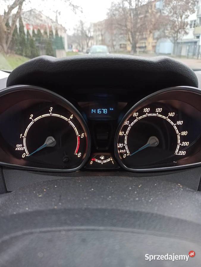 Ford Fiesta 2015r 16 TDCI Puławy sprzedam