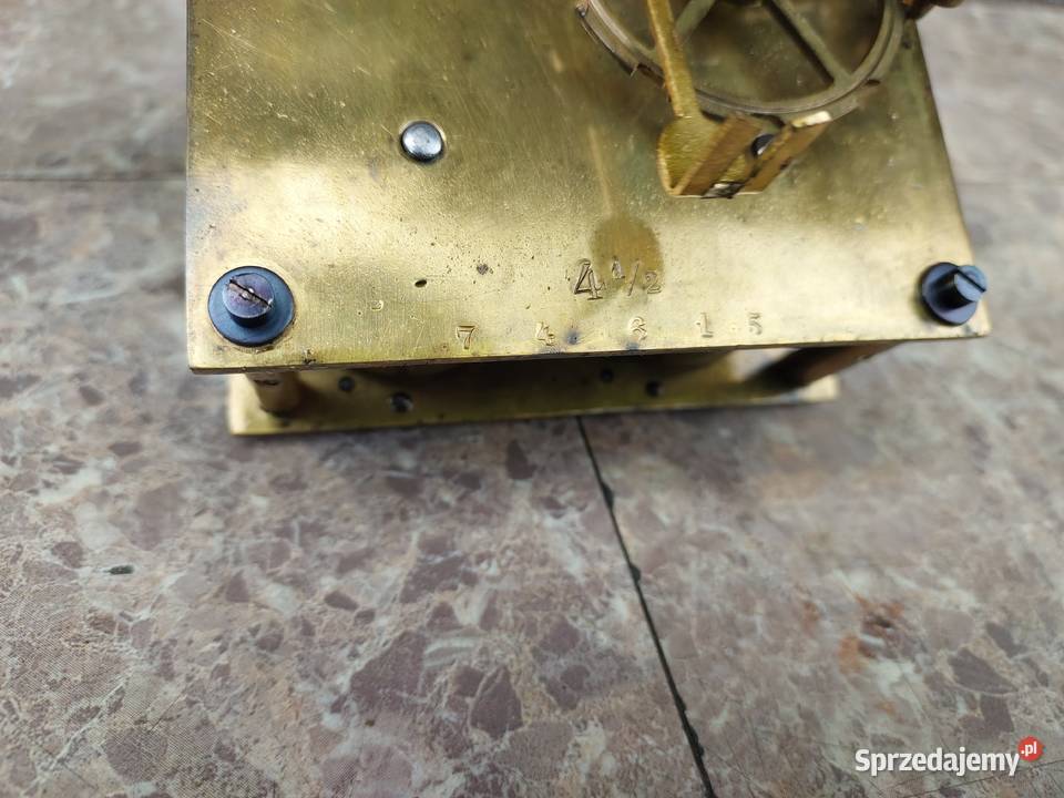 758 Mechanizm starego zegara ściennego Tczew
