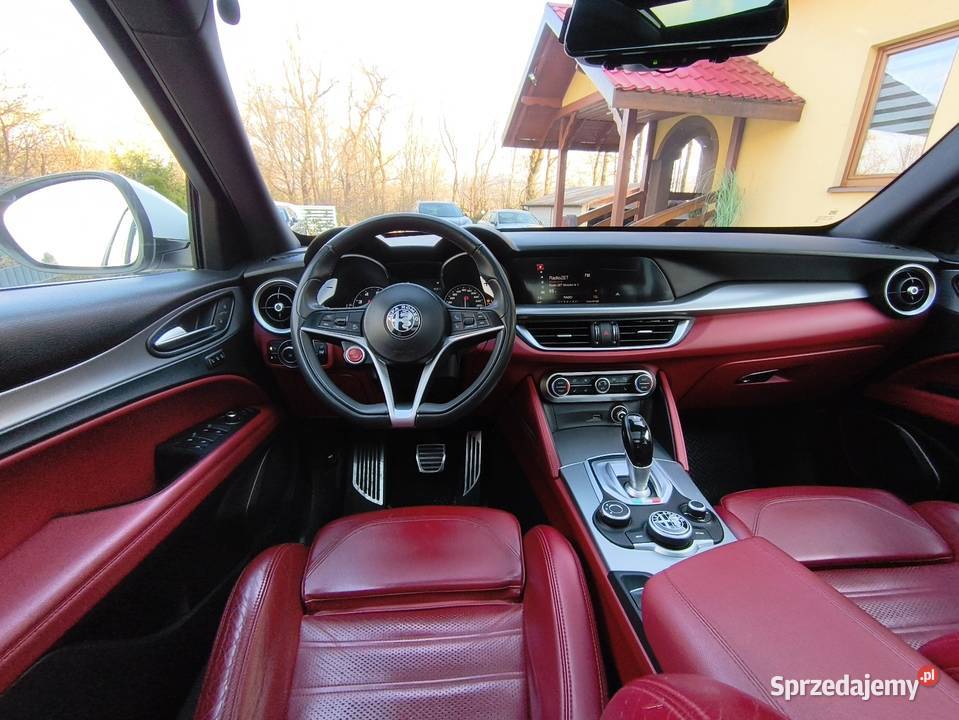 Alfa Romeo Stelvio Veloce Ti Q4 4x4 niski Radziechowy