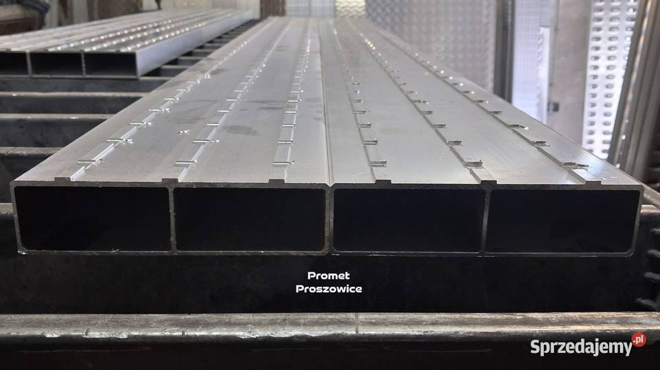 Najazdy Aluminiowe Panelowe Frezowane lekkie do