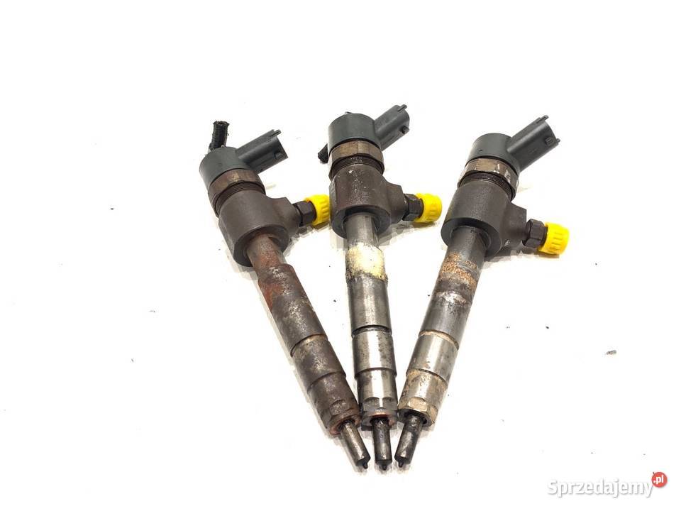 WTRYSKIWACZE 3 SZTUKI OPEL ZAFIRA B 0445110165