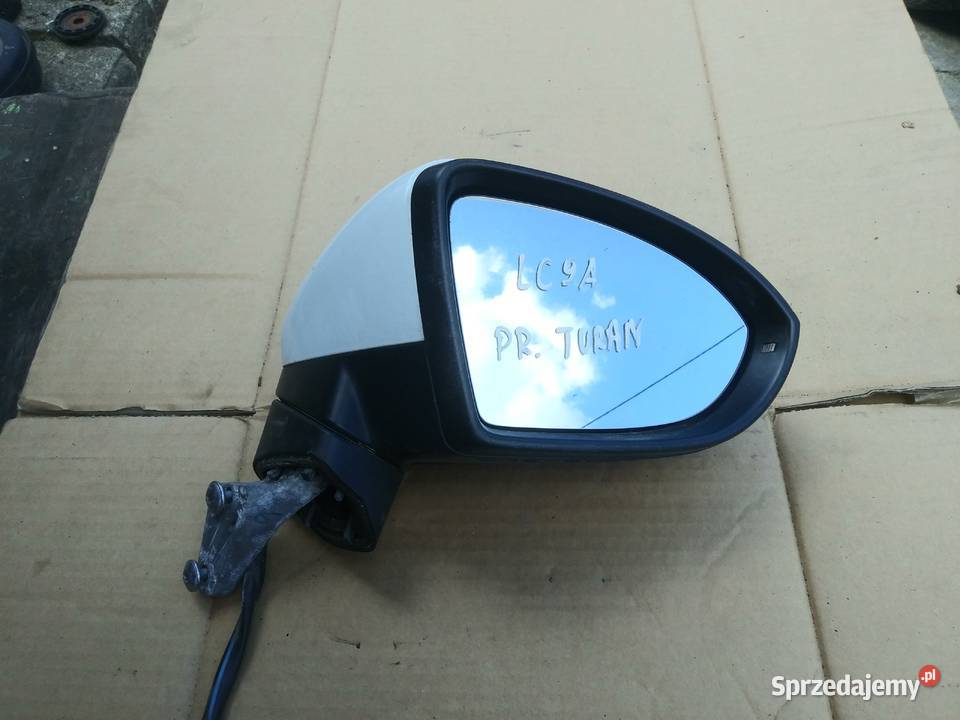 VW Touran III 16 lusterko prawe LC9A Rok produkcji 2016 zachodniopomorskie