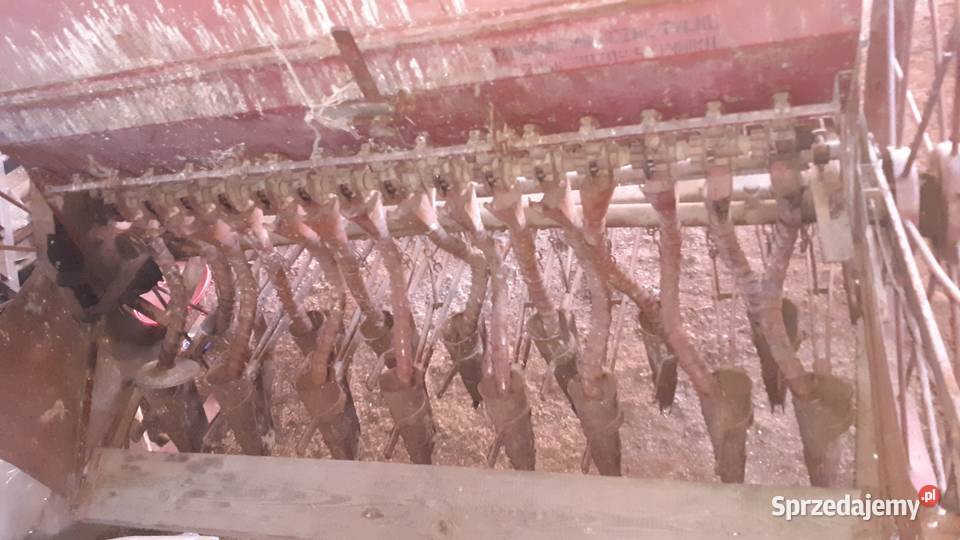 Siewnik konny do ciągnika Brzeziny