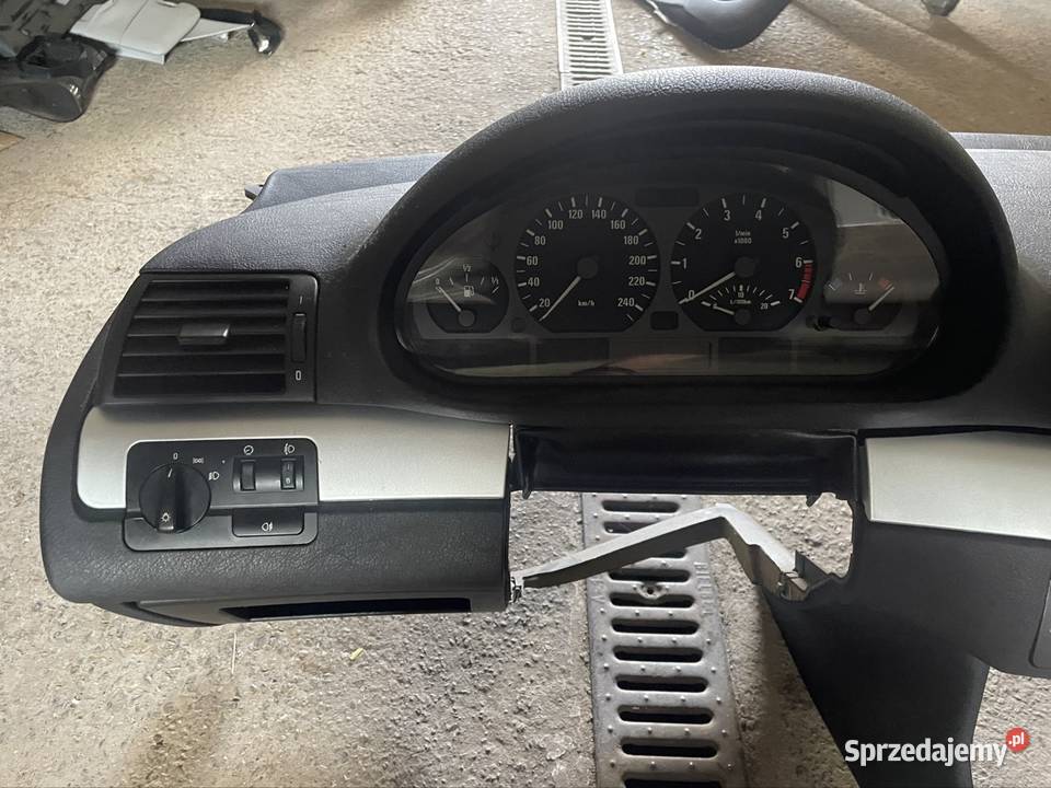 Deska rozdzielcza BMW e46 osobowe Kielce
