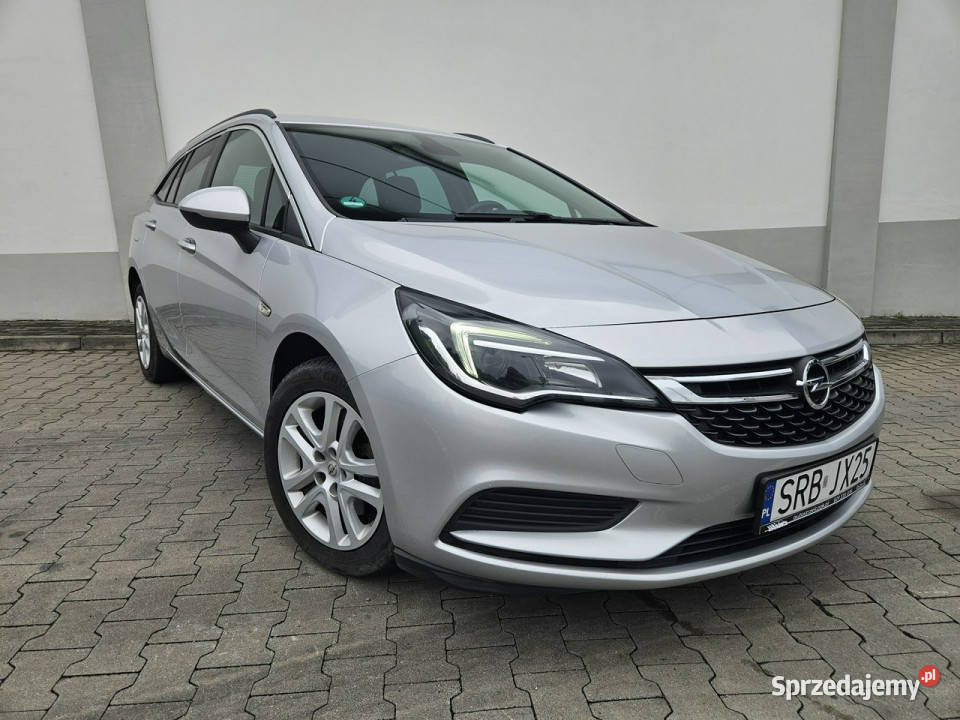 Opel Astra Ledy Nawigacja Serwis Bezwypadkowa K manualna Samochody osobowe śląskie Rybnik