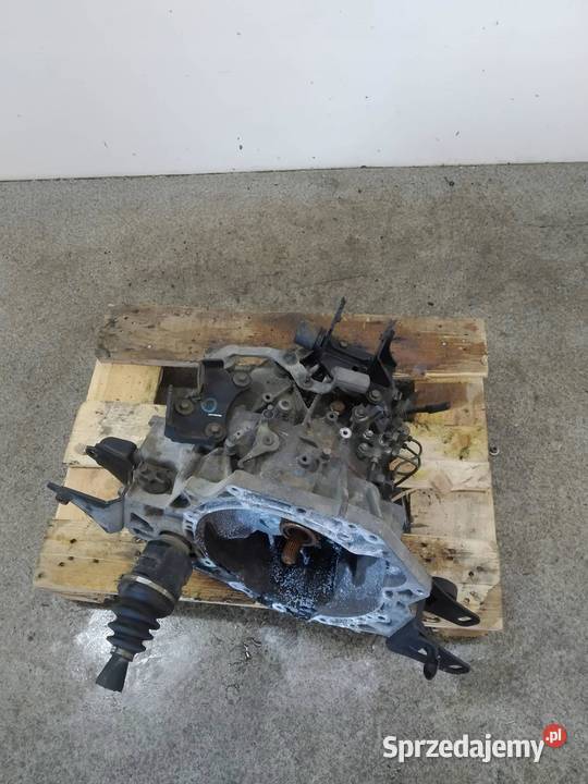 SKRZYNIA BIEGÓW 14 D4D Toyota Auris I 20062012 sprzedam