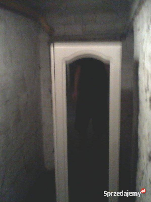 Witrynabiblioteczka biała przeszklona Luboń