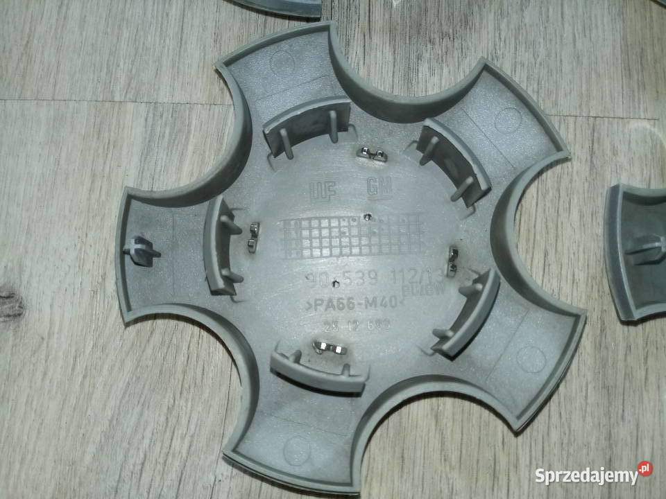 Dekielki Opel 9053911213 Oryginał GM Ostrów Wielkopolski sprzedam