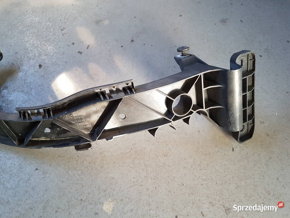 BMW E81 E82 E88 130i SLIZG LAMPY MOCOWANIE LEWE Turek