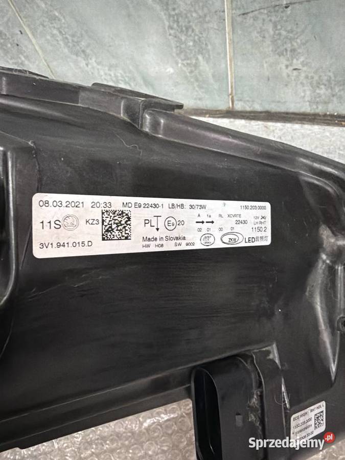 Skoda superb III lift 3V1 19r lampa przednia Bielsko-Biała