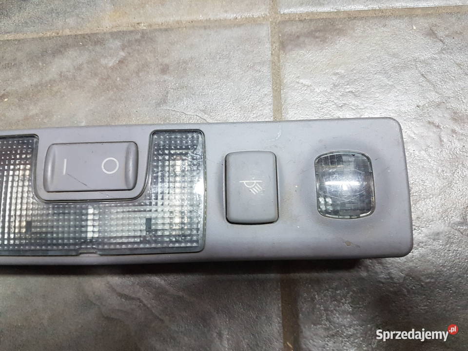 AUDI A6 C5 LAMPKA OSWIETLENIA KABINY 4B0947111 wielkopolskie Turek sprzedam