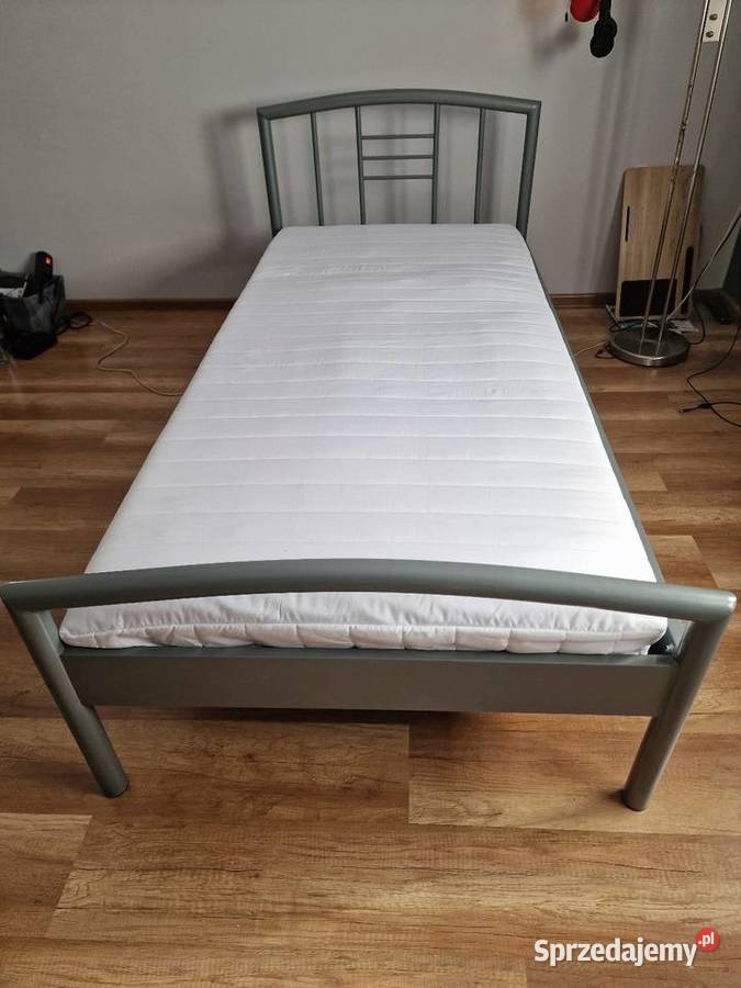 Łóżko 200x90 z nowym materacem 200cm Strzebiń sprzedam