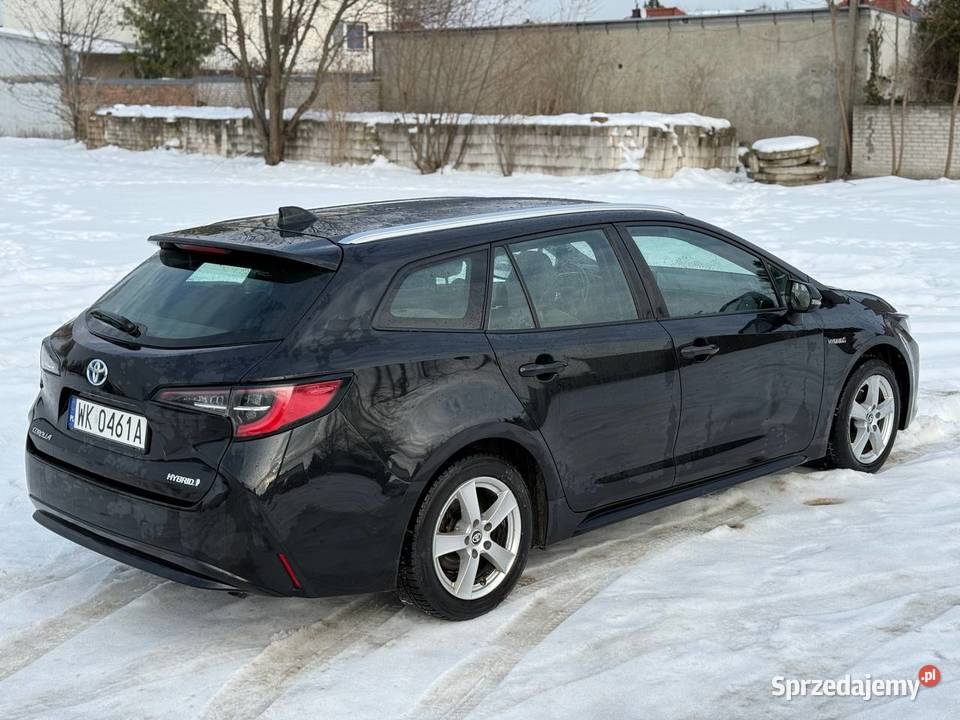 Toyota Corolla 18 hybrid bezwypadkowy