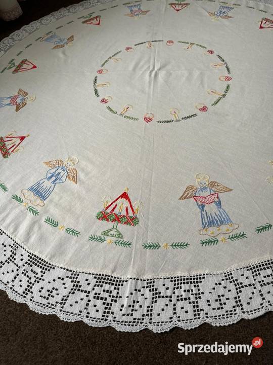 obrus okrągły ręcznie haftowany rękodzieło Zabrze