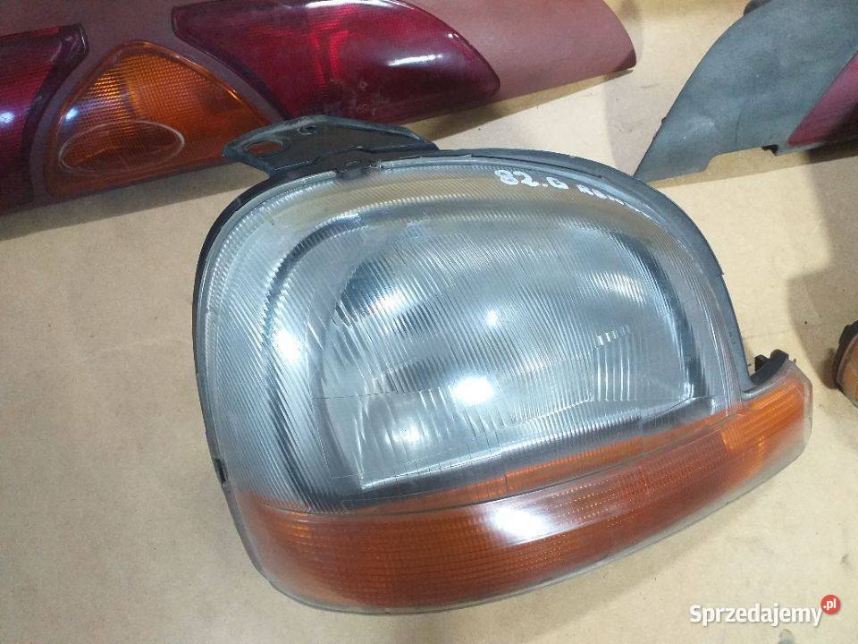 82G Oryginalna Lampa przód przednia prawa Włoszczowa