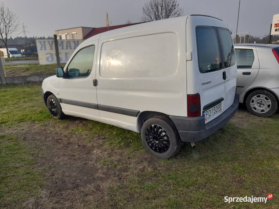 Peugeot Partner 14 benzyna 75 VAN Ciężarowy Peugeot Wągrowiec