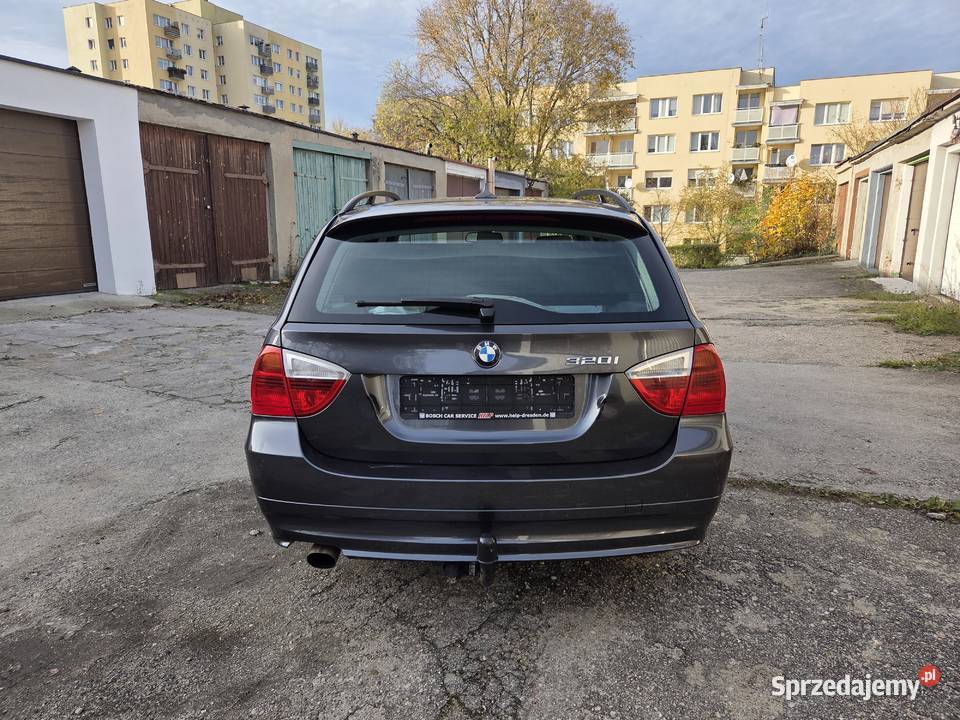 BMW e91 320i benzyna