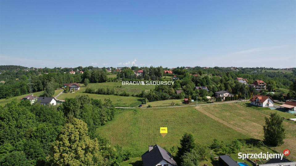 Grunt na sprzedaż Byszyce 1080m2 38m małopolskie