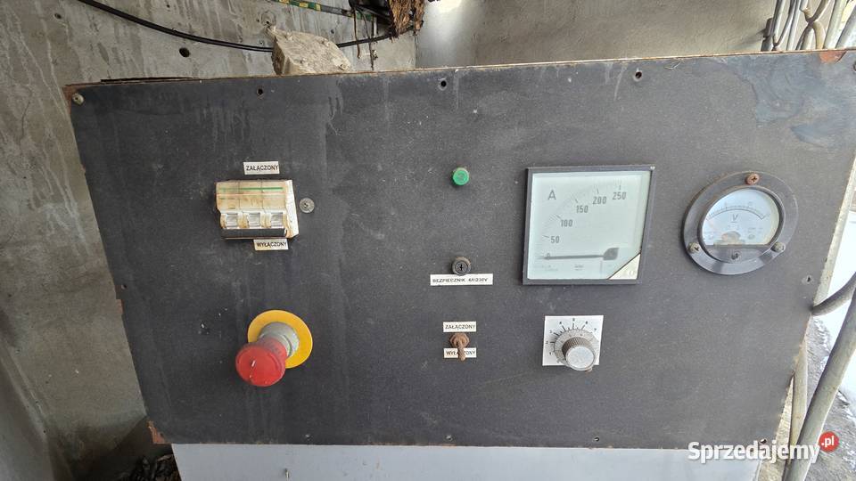 Prostownik INDUKTEL 30 A 250 V 60x45x100 śląskie