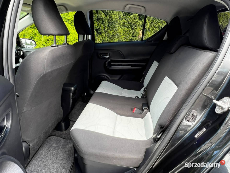 Toyota Prius PRIUS C 15 Hybryda IV 20152023 Baranowo