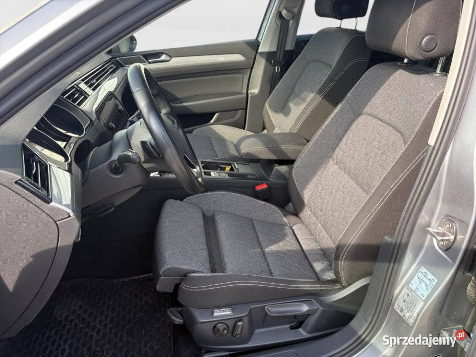 Volkswagen Passat 2023r Salon 200 Automat Warszawa sprzedam