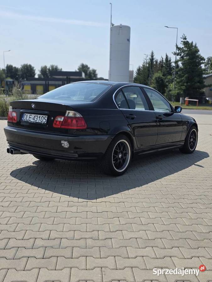BMW E46 320i 150 z vinu