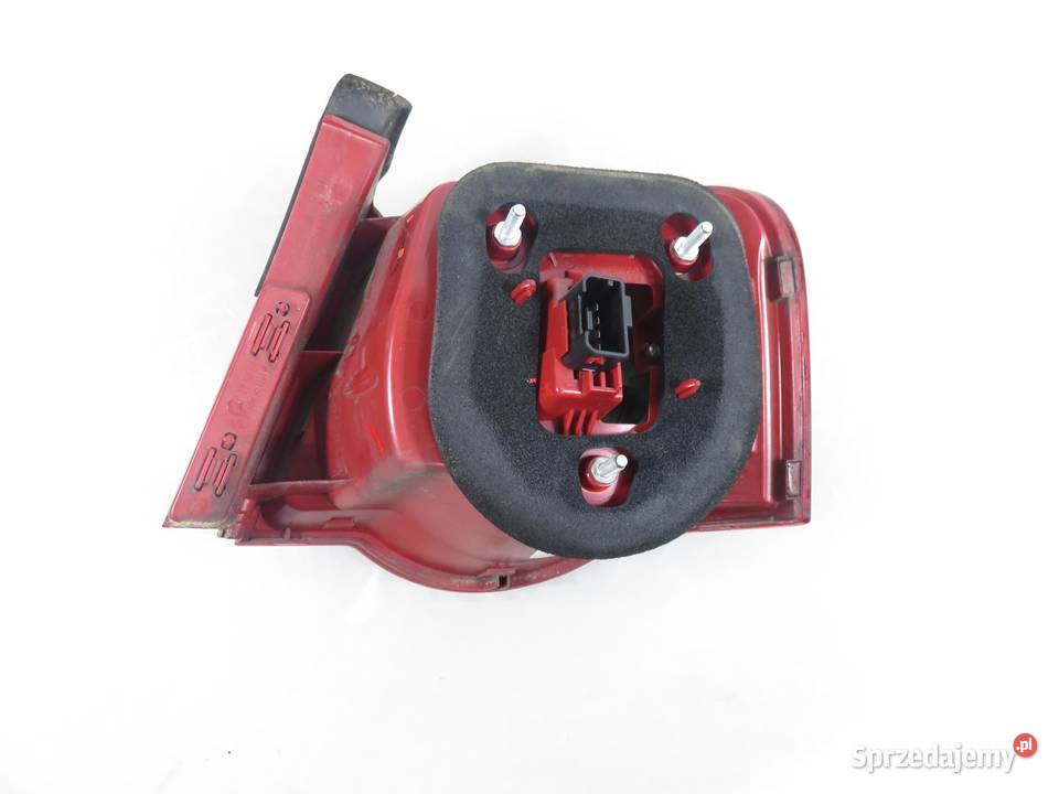 LAMPA LEWA TYLNA VW PASSAT B6 3C5945095H osobowe