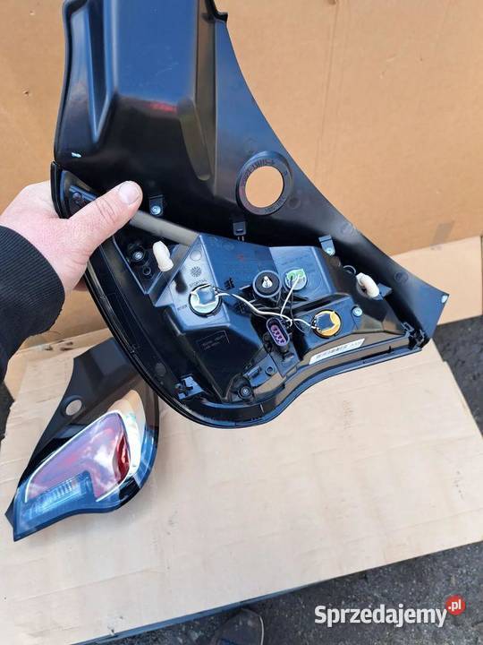 Lampa tylna prawa Opel Adam 39177858 Lampa prawy Lampy tylne
