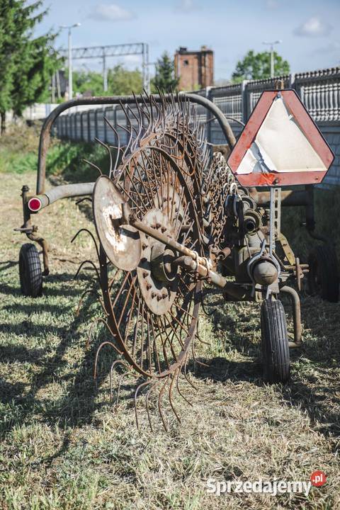 Wyprzedaż gospodarstwa zgrabiarko przetrząsarka nieuszkodzony sprzedam