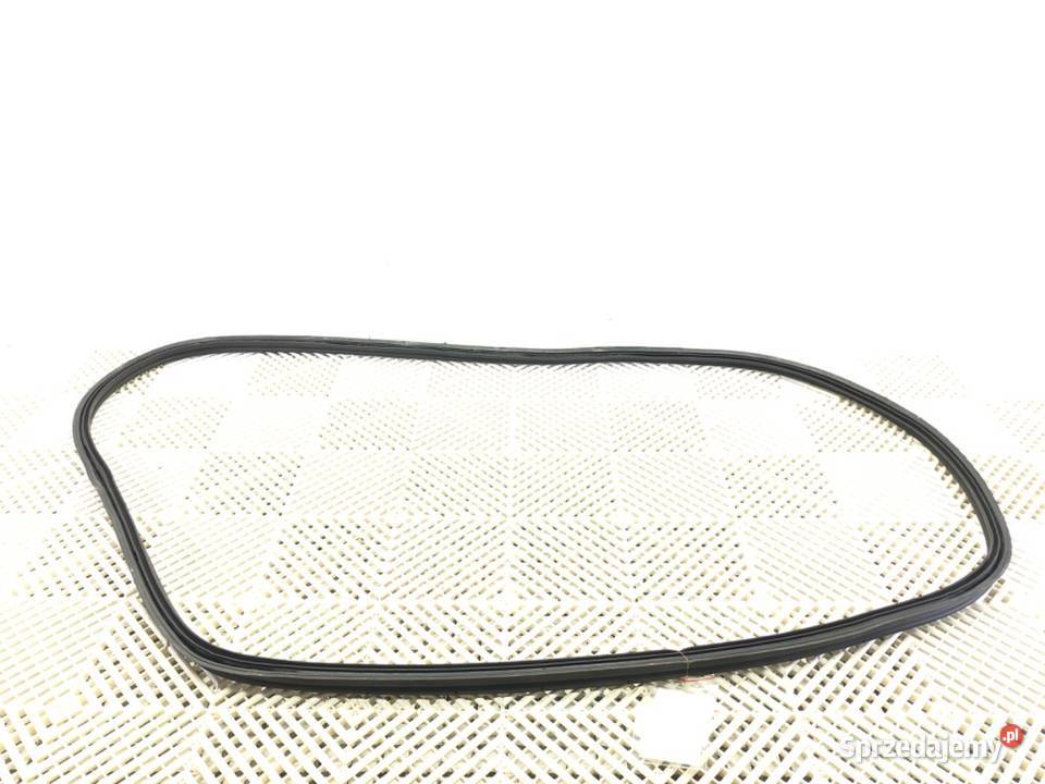 USZCZELKA KLAPY BAGAŻNIKA HYUNDAI KONA Crossover sprzedam