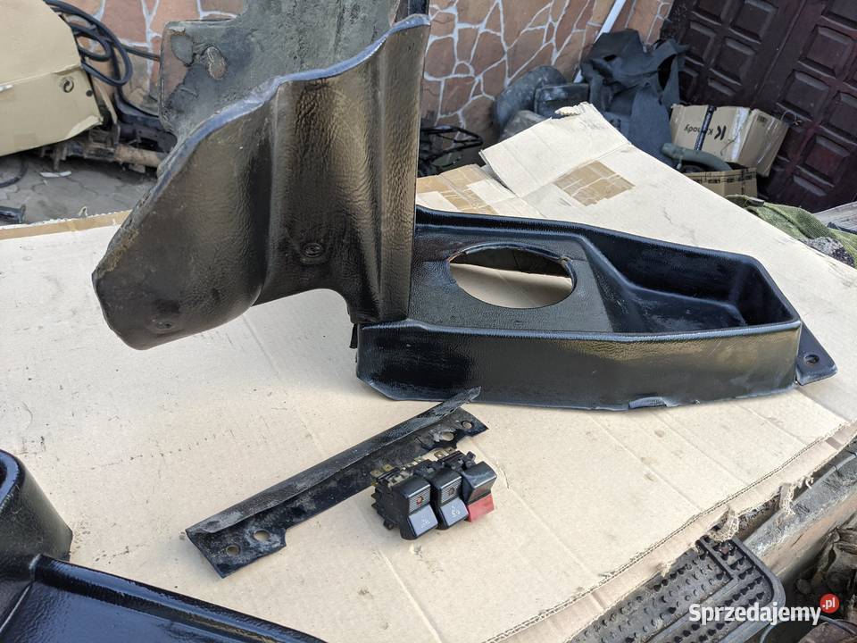 Fiat 125p konsola kokpit panel środkowy Stalowa Wola