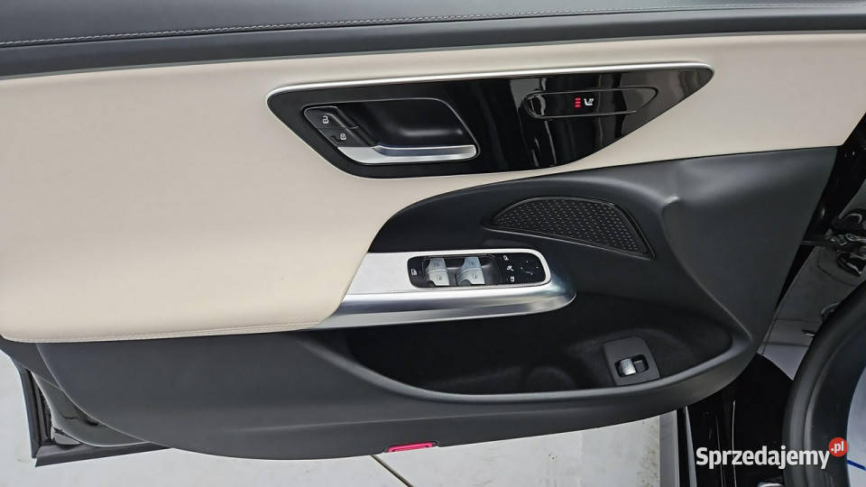 Mercedes E 300 de PHEV Avantgarde Z Polskiego Warszawa