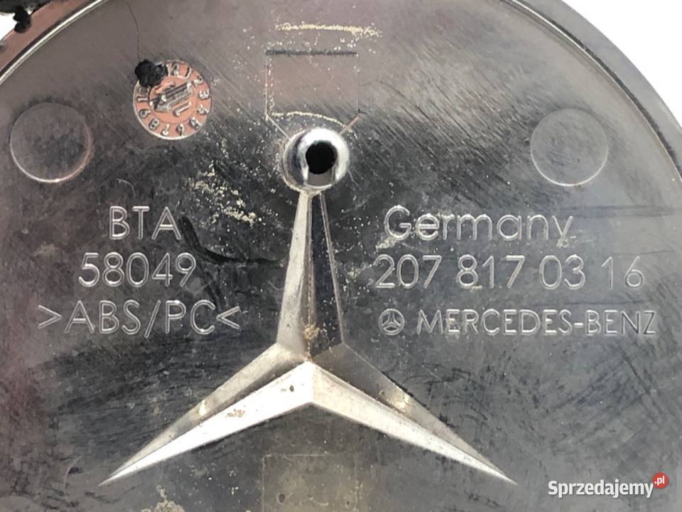 EMBLEMAT PRZÓD MERCEDES X204 0815 SUV ZNACZEK osobowe