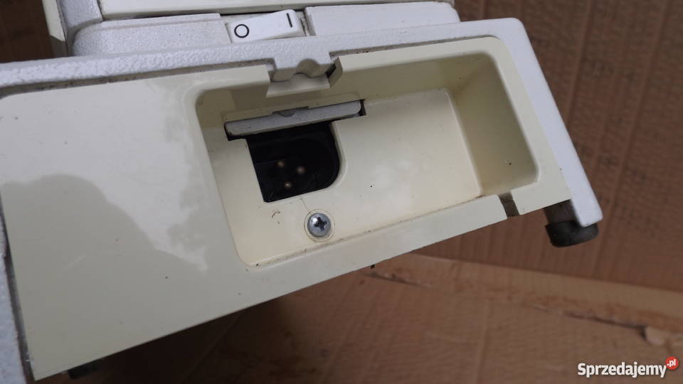 Maszyna do szycia łucznik 875 Grodziczno