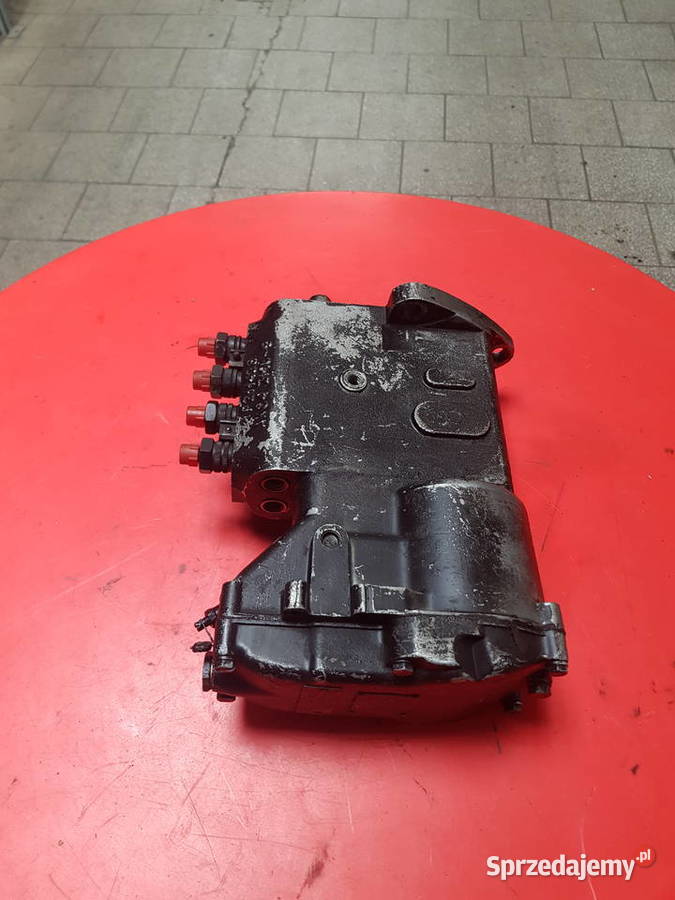 Pompa wtryskowa ciągnik URSUS C360