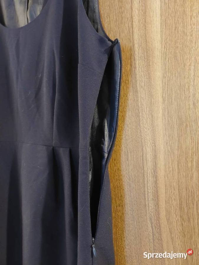 Granatowa elegancka sukienka bez rękawów Spódnice i sukienki Wrocław