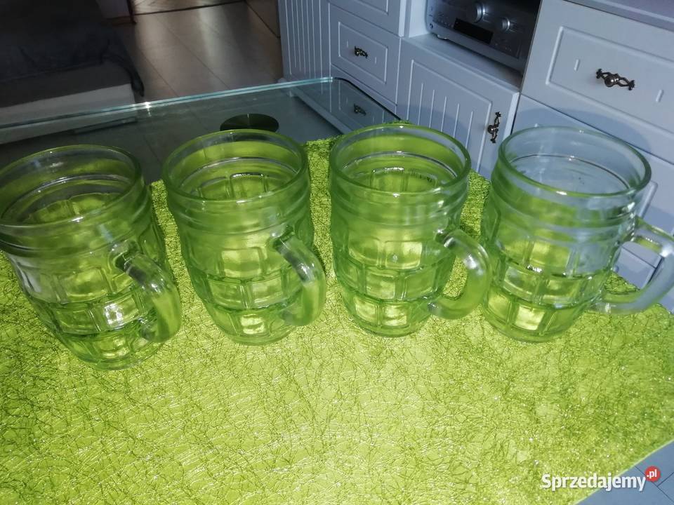 Kolekcjonerskie szklanki musztardówki z PRL-u