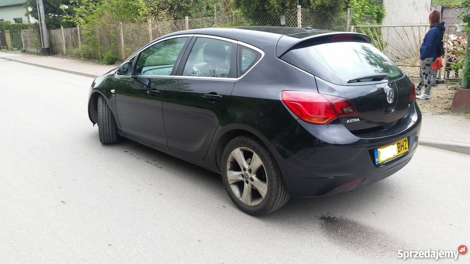 Opel Astra J 16 116 Anglik czarny Samochody osobowe