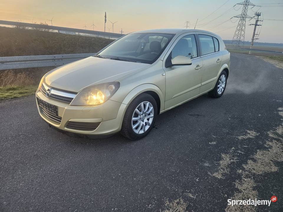 Astra H 16 2004r 213852km